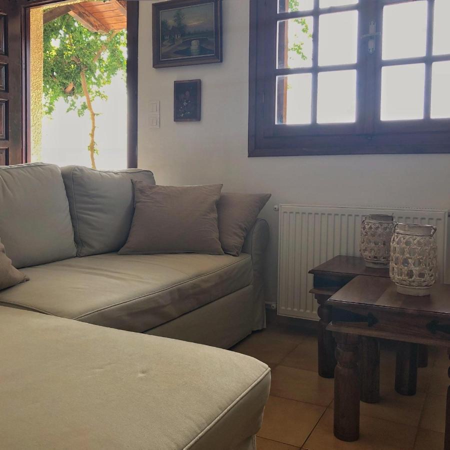 Gaia Guest House Kalamata Exterior photo
